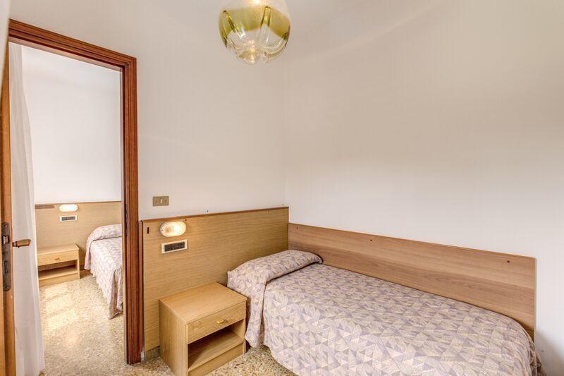 Hotel Manzoni Лидо ди Йезоло Стая снимка